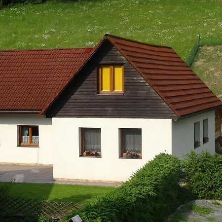Ve Dvoře